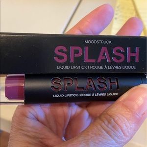 💜 YOUNIQUE | SPLASH LIQUID LIPSTICK ~ SHOWY